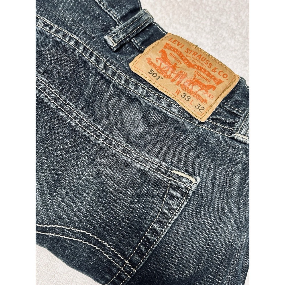 Levi Strauss 501 Original Button Fly Jeans Mens 38x32 Classic Dark Wash